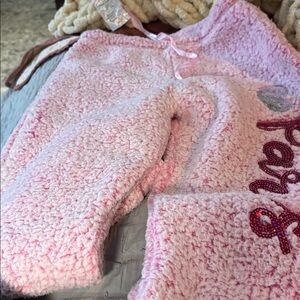 Super Cute! Fuzzy Pink Sweatpants s/m NEW 🆕